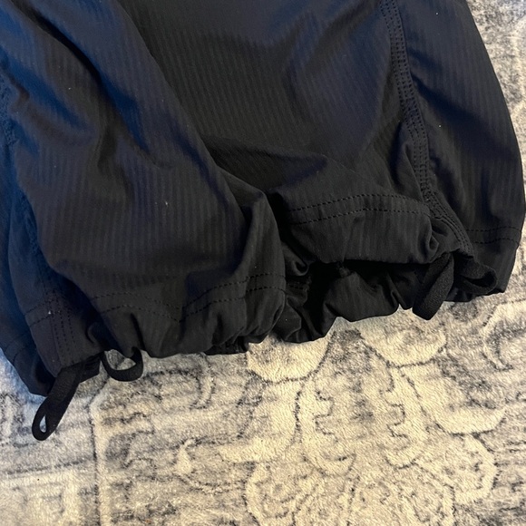 Lululemon Studio Crop - Picture 2 of 5